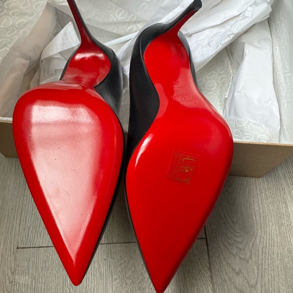Never Worn Christian Louboutin Red Bottom Black Leather Kate 100 mm Heels - Picture 2 of 6